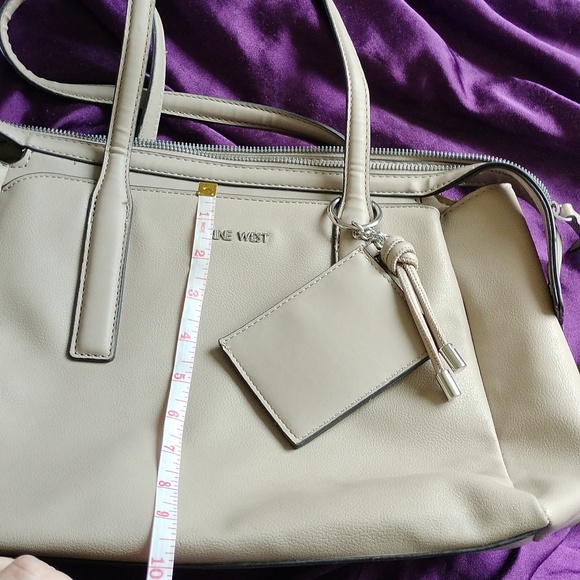 Nine West beige shoulder bag - Picture 9 of 10